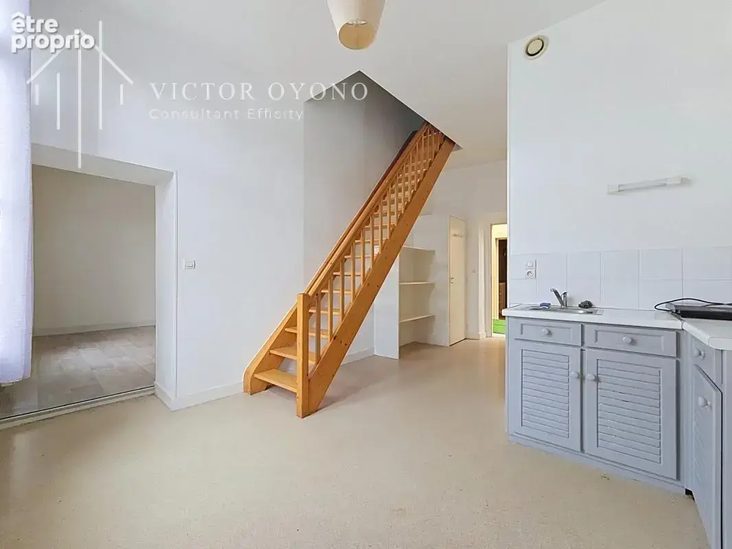 Appartement 9 pièces 270 m² à vendre à Chateau-Du-Loir (72500) - photo 3