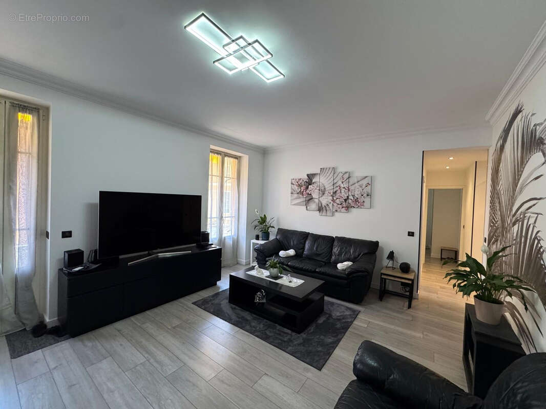 Appartement à BEAUSOLEIL