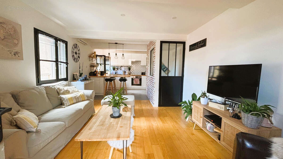 Maison à VILLELONGUE-DE-LA-SALANQUE