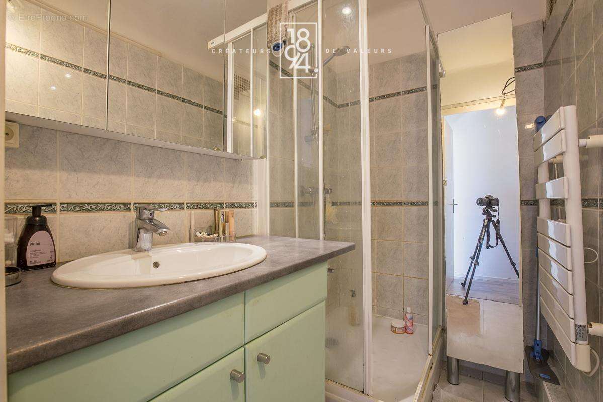 Appartement à MARSEILLE-8E