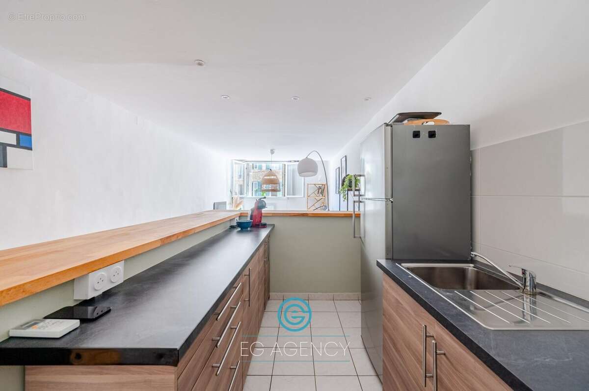 Appartement à MARSEILLE-6E