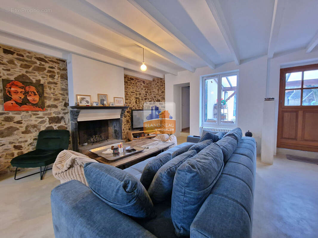 Maison à LA MONTAGNE