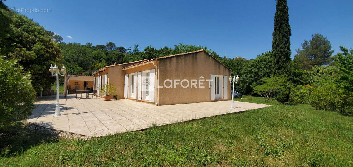 Villa Tourves 5 pièces 4 chambres - photo 2