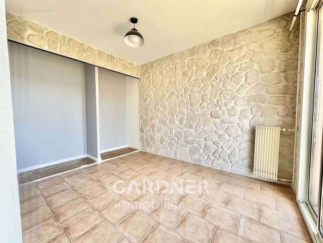 Appartement à AUBAGNE