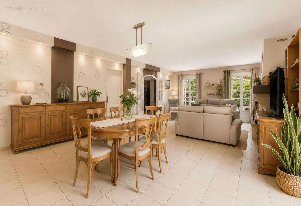Maison familiale 7 pièces à Sadirac avec piscine - photo 5