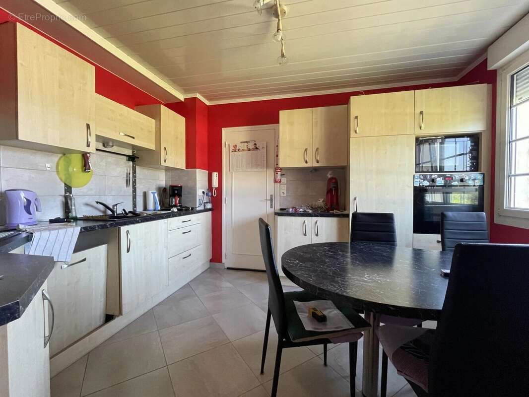 Maison à PLOUGUERNEAU