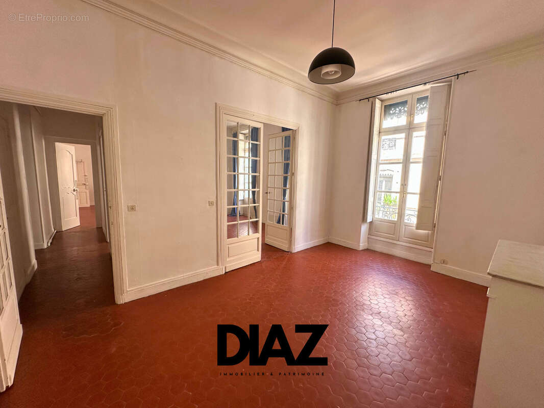 Appartement à NIMES