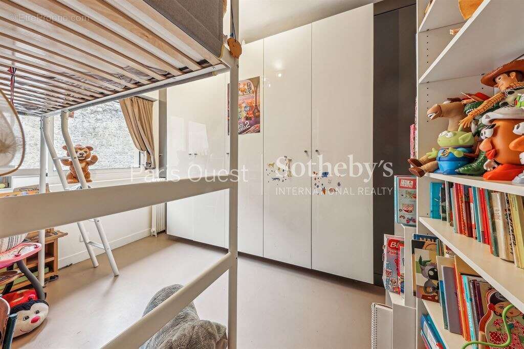 Appartement à PARIS-10E