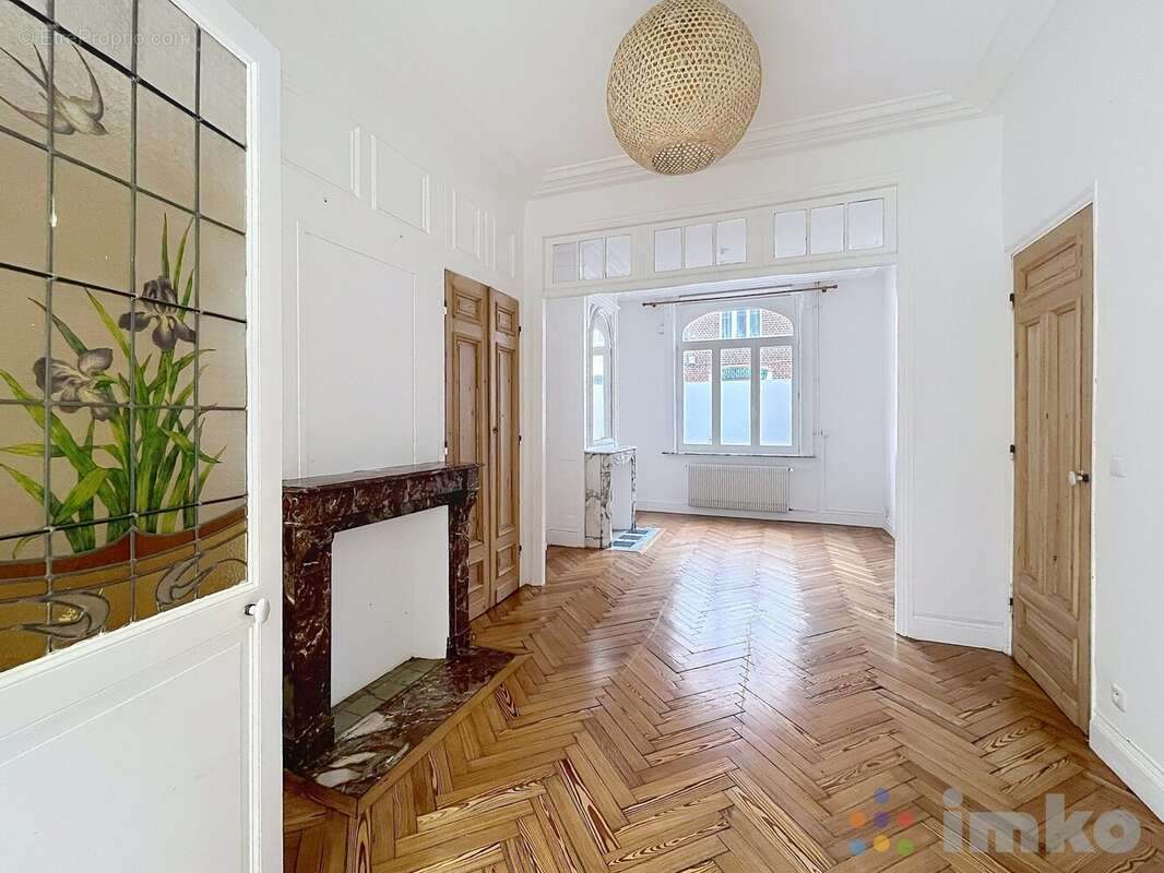 Maison à LA MADELEINE