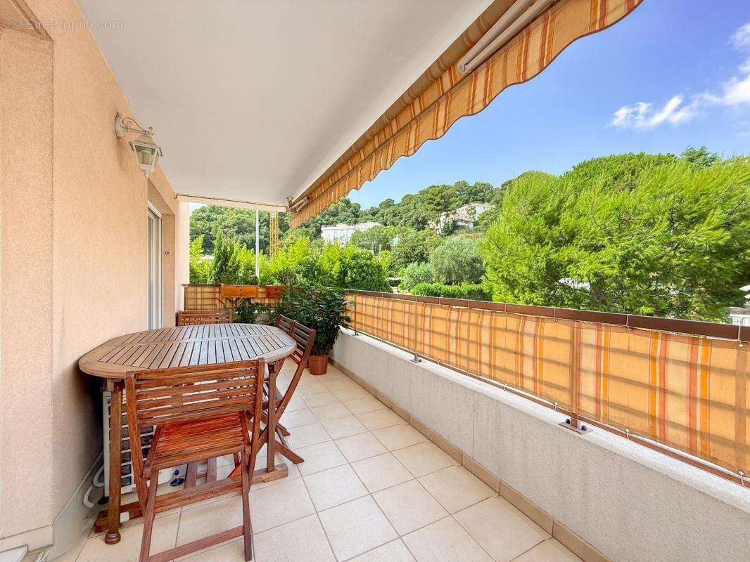 CAGNES ST-JEAN Superbe 3 Pièces 64 m² étage terrasse garage et cave - Piscine - photo 2