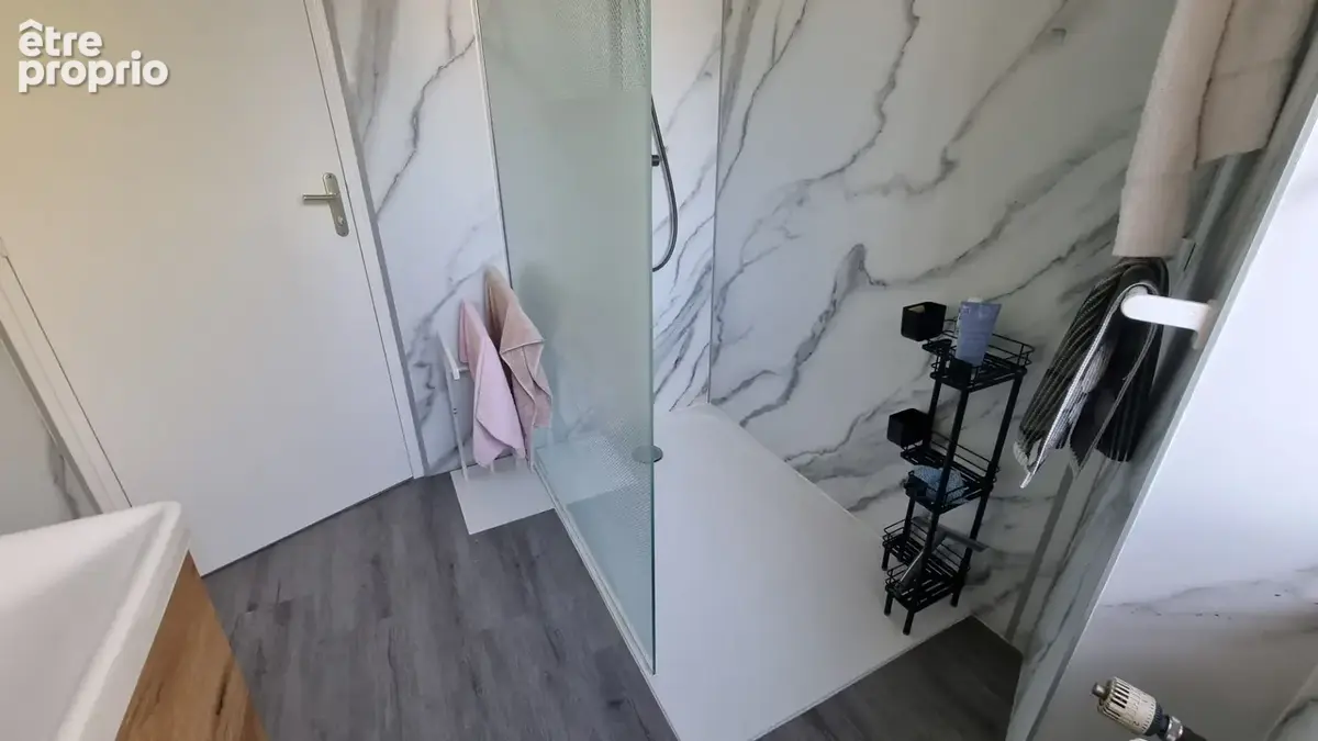 MORBIHAN, ROHAN, Maison individuelle rénovée de 2 chambres, au coeur d'un village recherché - photo 8