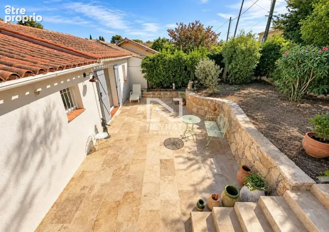 Photo Maison à Saint-Raphael au prix de 435 000€