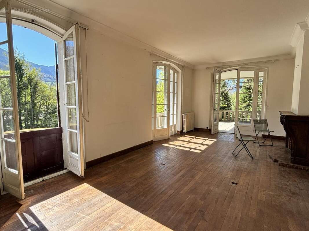 Maison à VAULNAVEYS-LE-HAUT