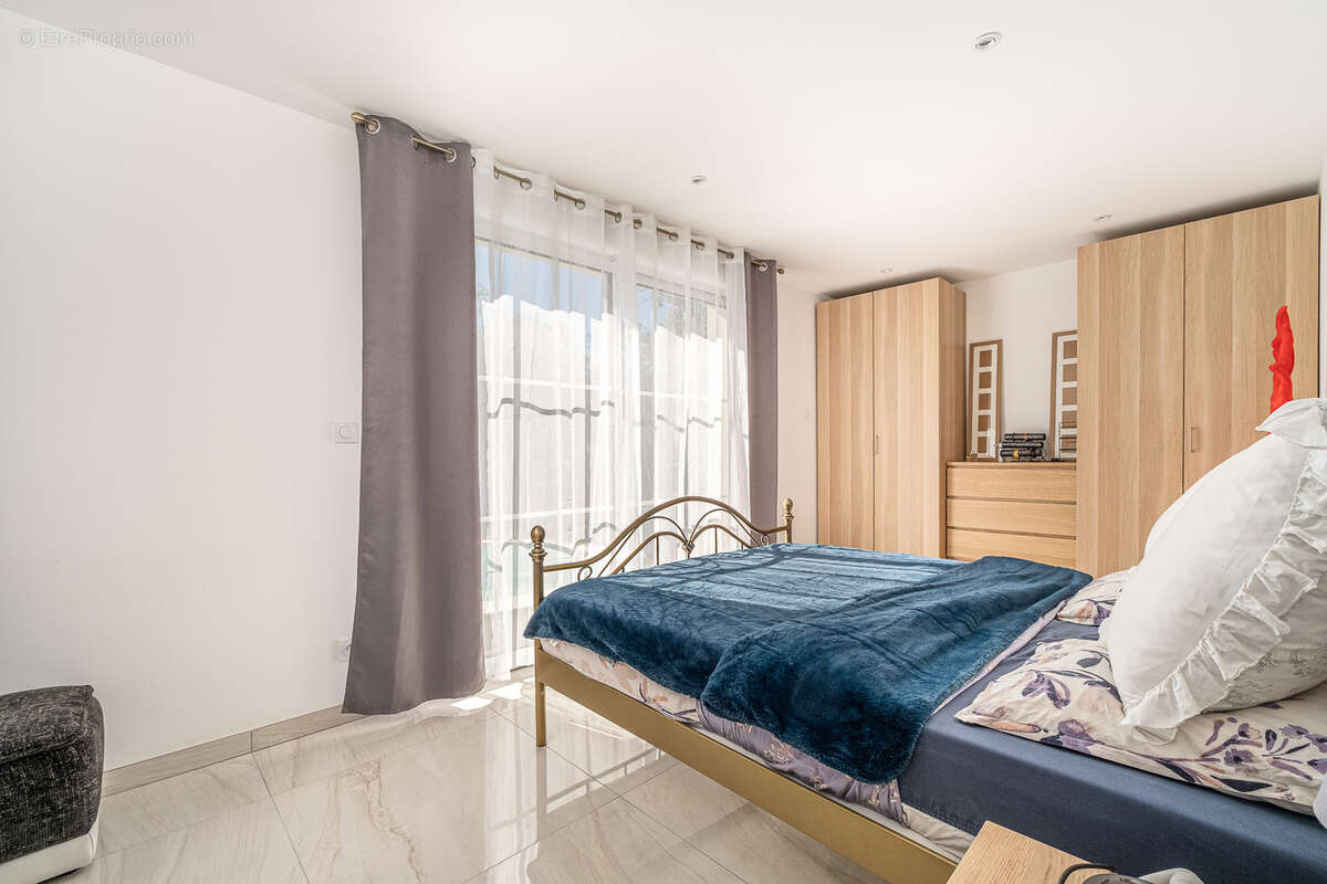 Maison à ROQUEVAIRE