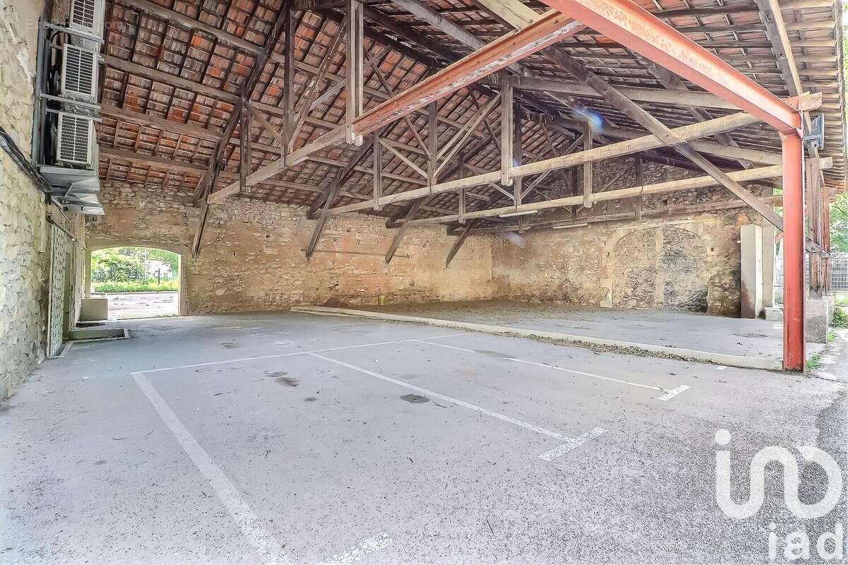 Appartement 1200 m² à Nimes  - photo 5