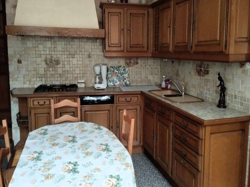 Maison à PAS-EN-ARTOIS