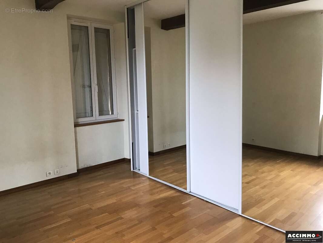 Maison à SAINT-ORENS-DE-GAMEVILLE