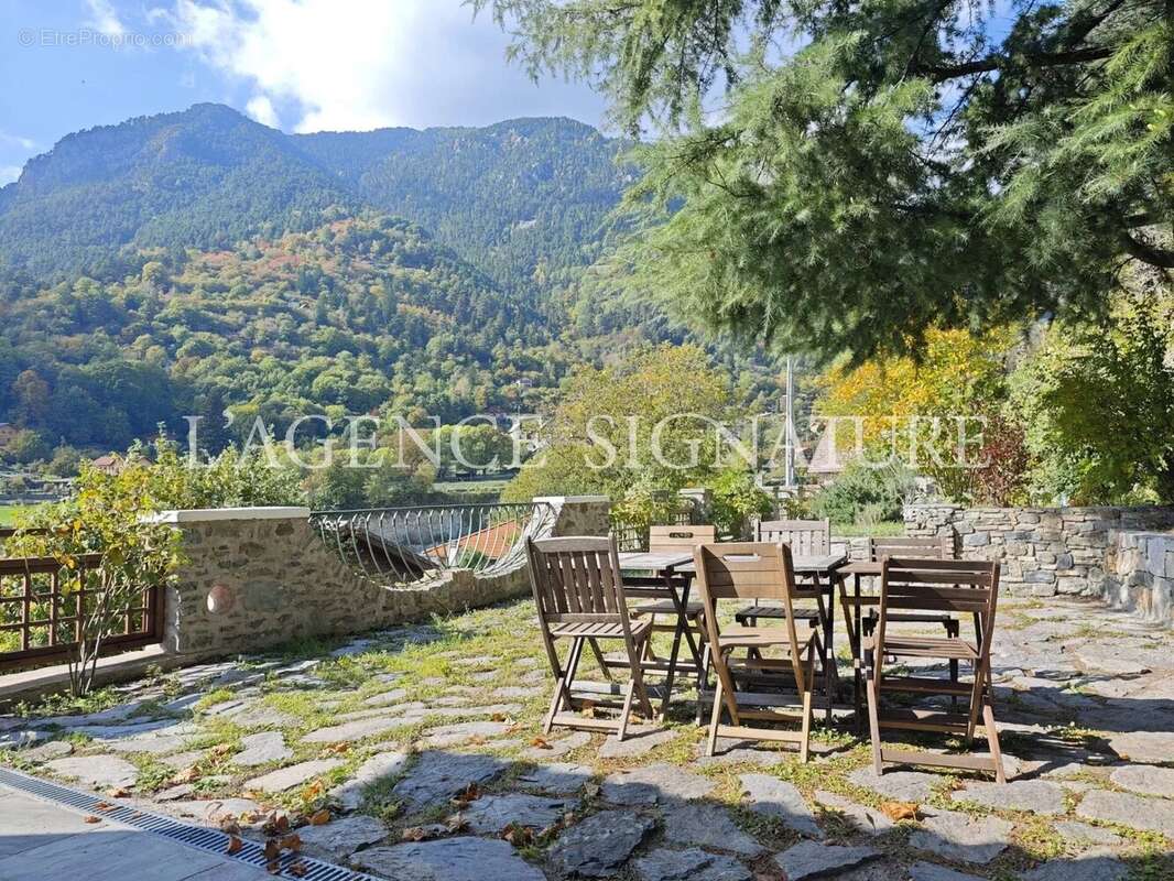 St Martin Vésubie "Eugénie" Maison individuelle authentique 7P 168m2 - Terrasses - Jardin - Garage - Coup de coeur - Vue dégagée - photo 18