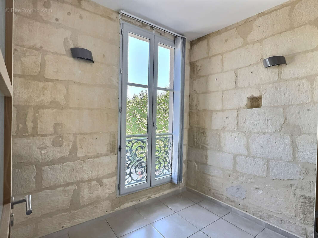 Commerce à SOMMIERES