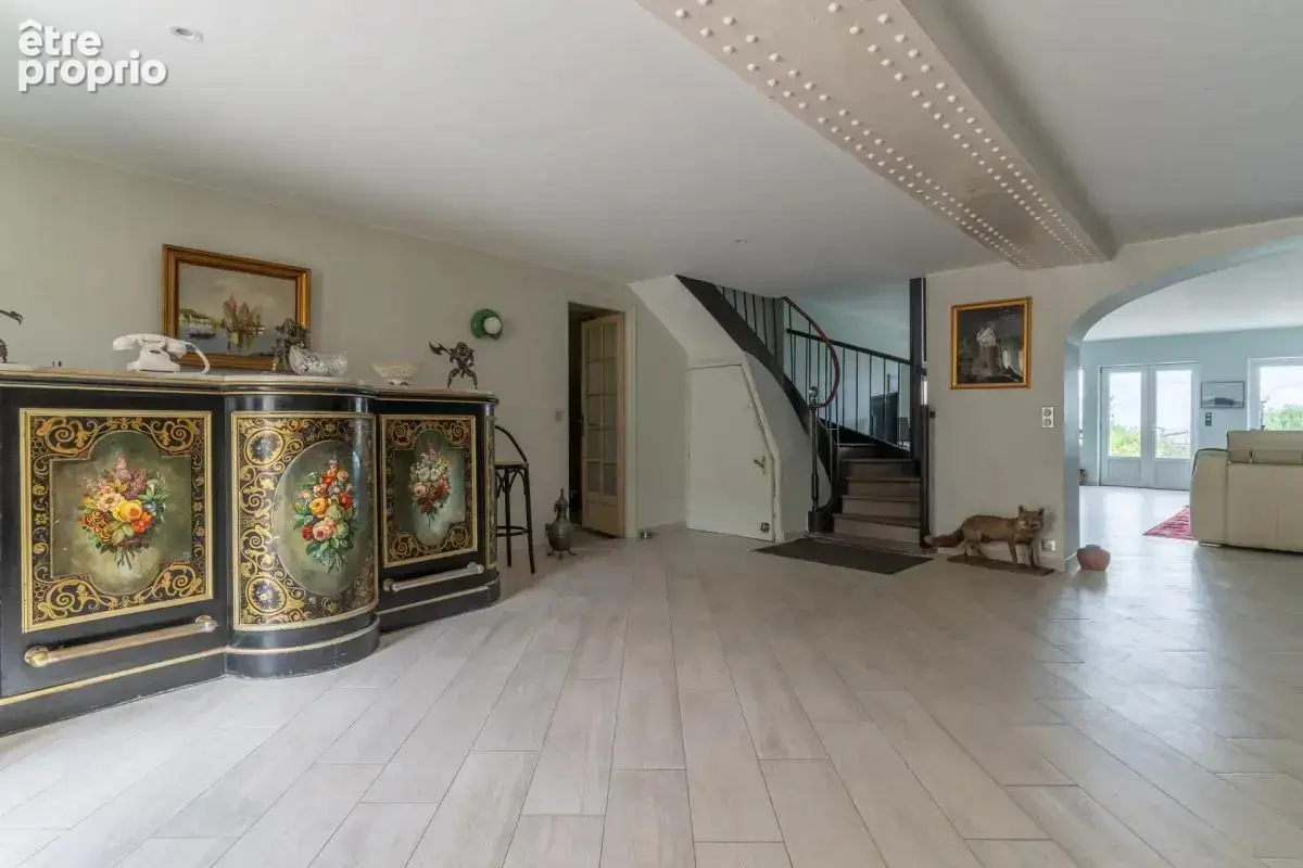 Maison de 10 pièces de 391 m² à Nerville-la-Forêt - photo 2