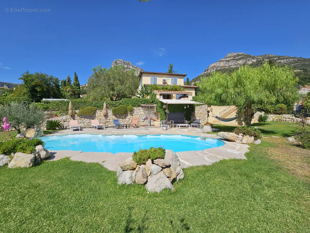 Maison à SAINT-JEANNET