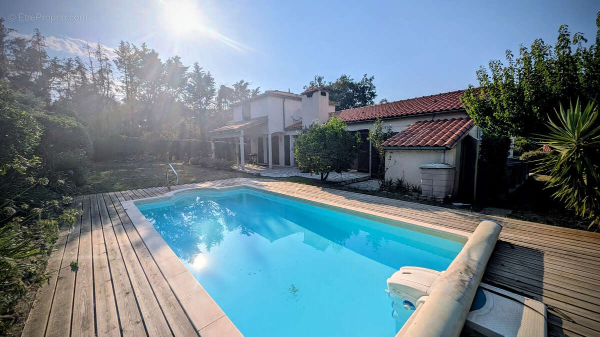 Maison à LAROQUE-DES-ALBERES