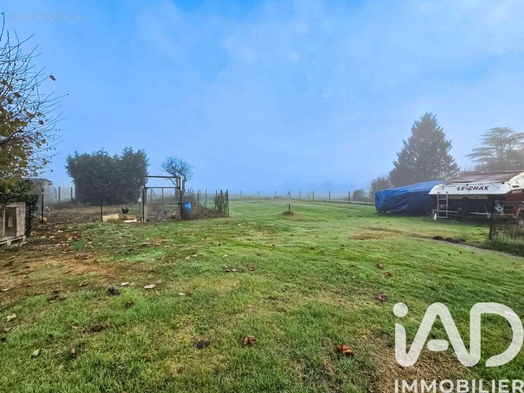 Photo 5 - Maison à SAINT-ETIENNE-DE-TULMONT