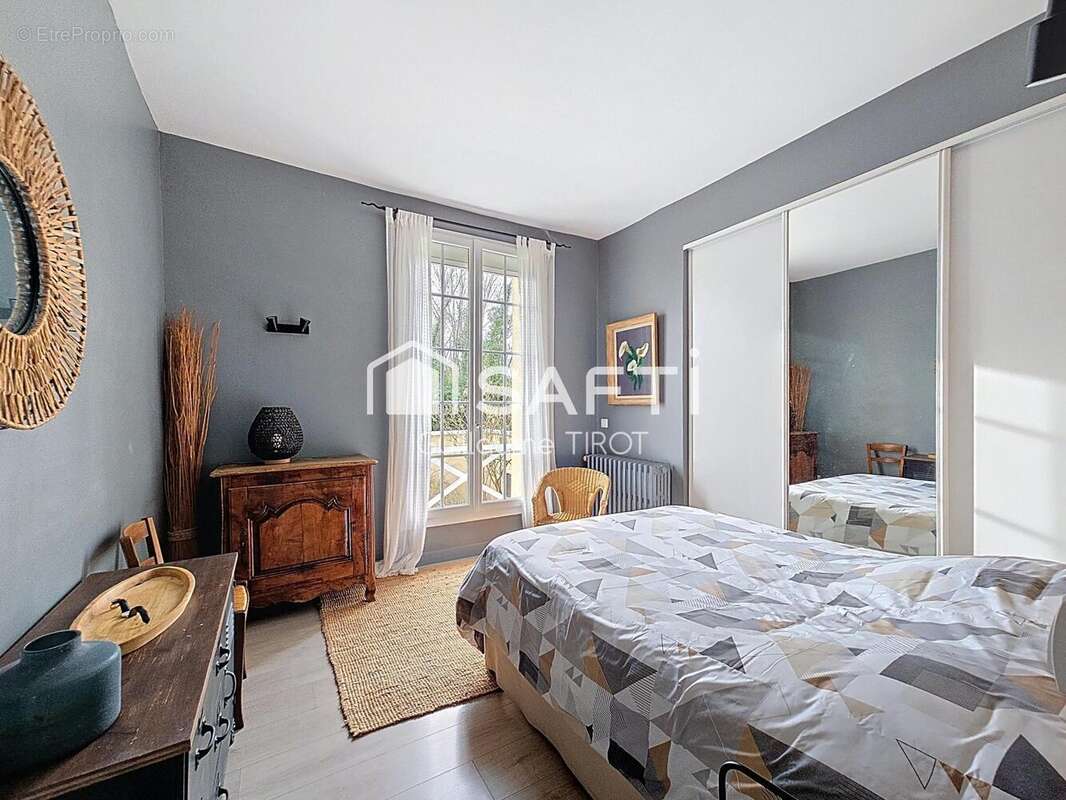 Photo 3 - Maison à CUSSET