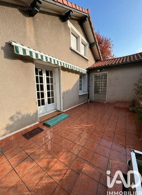 Photo 3 - Maison à SAINT-CHAMOND