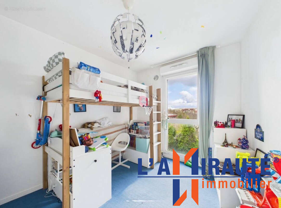 Appartement à SARTROUVILLE