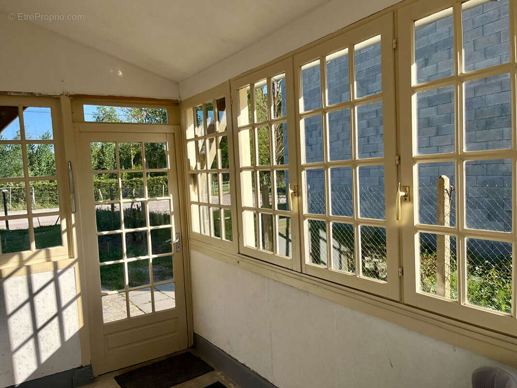 Maison à GUERCHY
