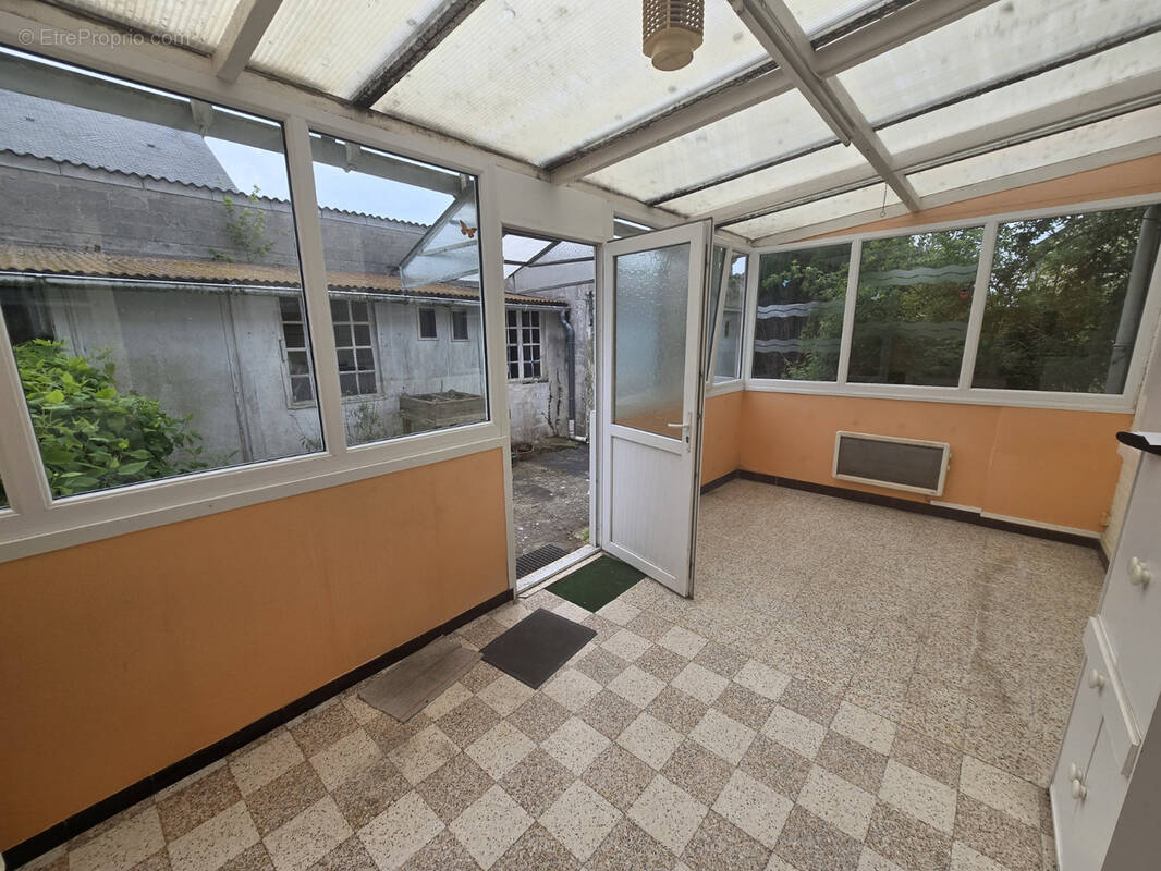 Maison à WOINCOURT