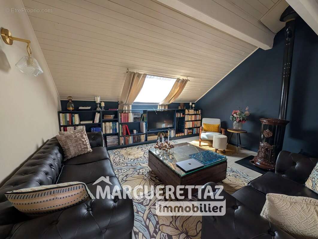 Appartement à SAINT-JEOIRE