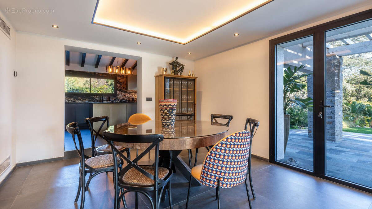 Maison à GRIMAUD