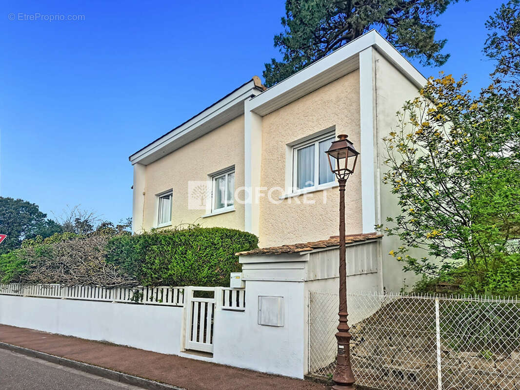 Maison Arcachon 6 pièce(s) 110 m2 - photo 2
