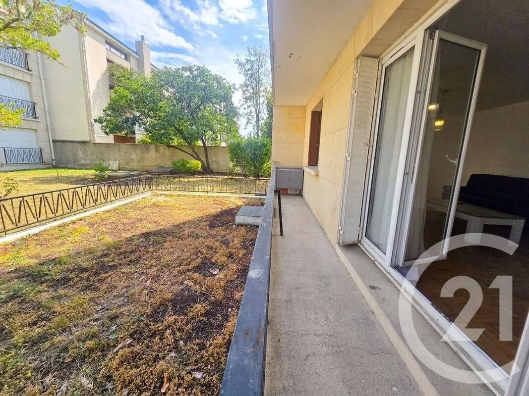 Appartement à SAINT-MAUR-DES-FOSSES