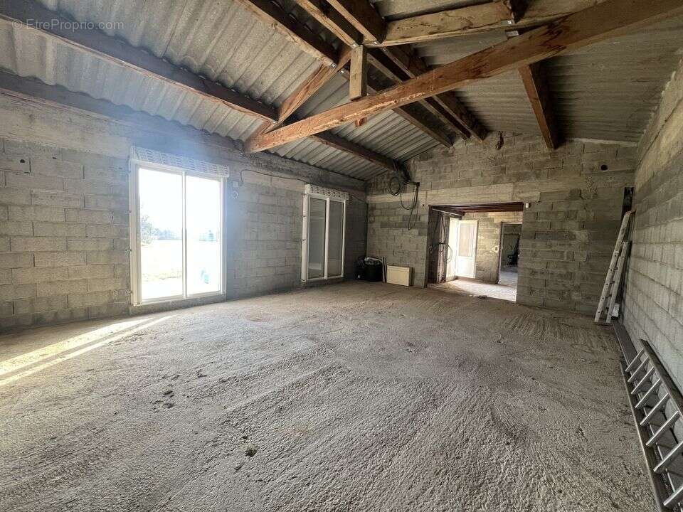 Maison à CHATEAUNEUF-SUR-ISERE