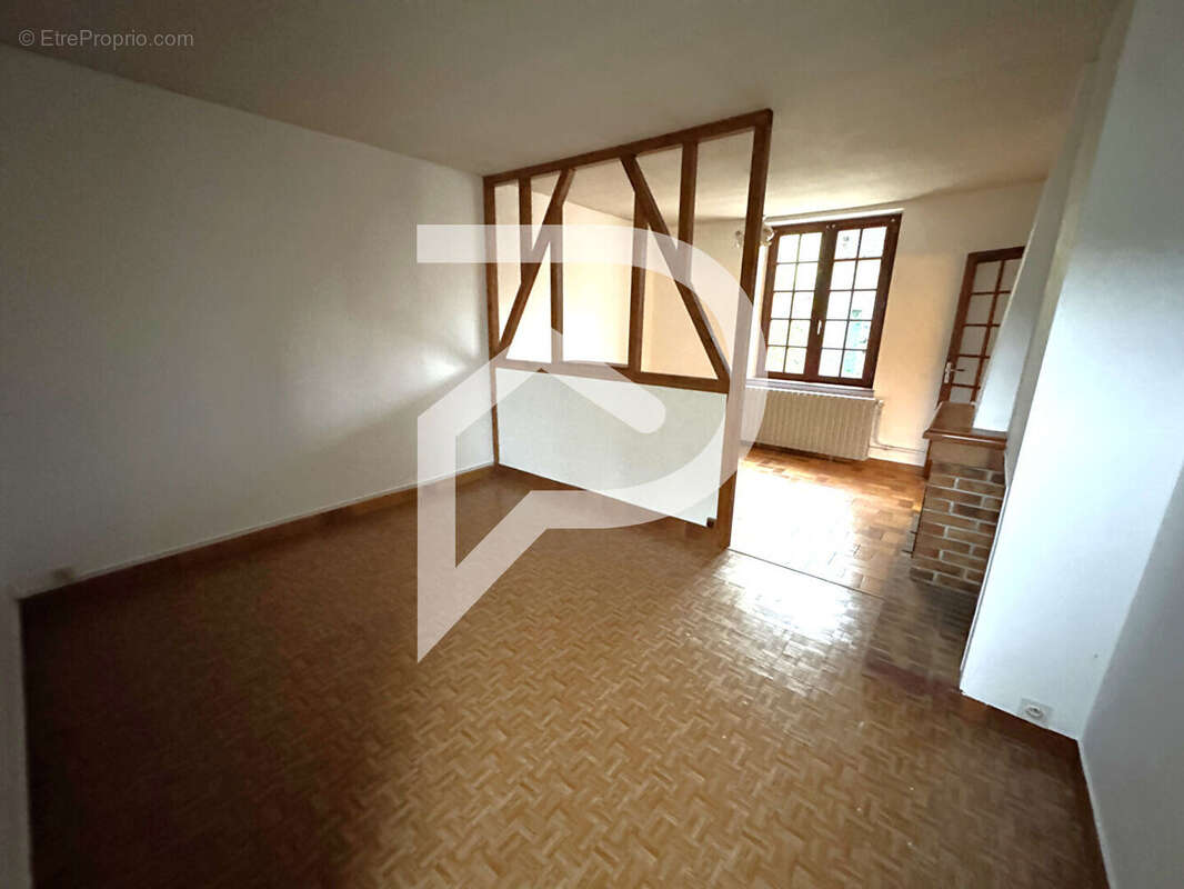 Maison à EZY-SUR-EURE