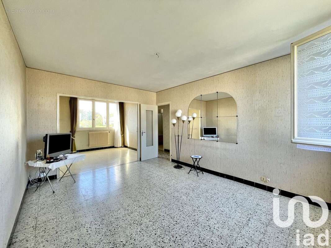 Photo 9 - Maison à SAINT-JEAN-DE-LA-RUELLE