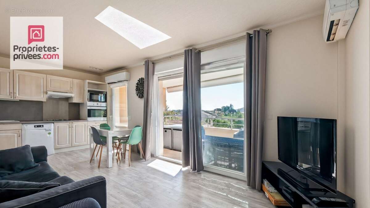 Appartement à FREJUS