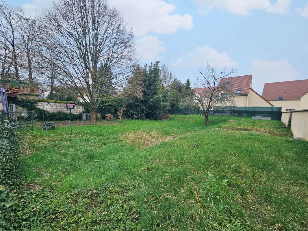Appartement à PONT-SUR-YONNE