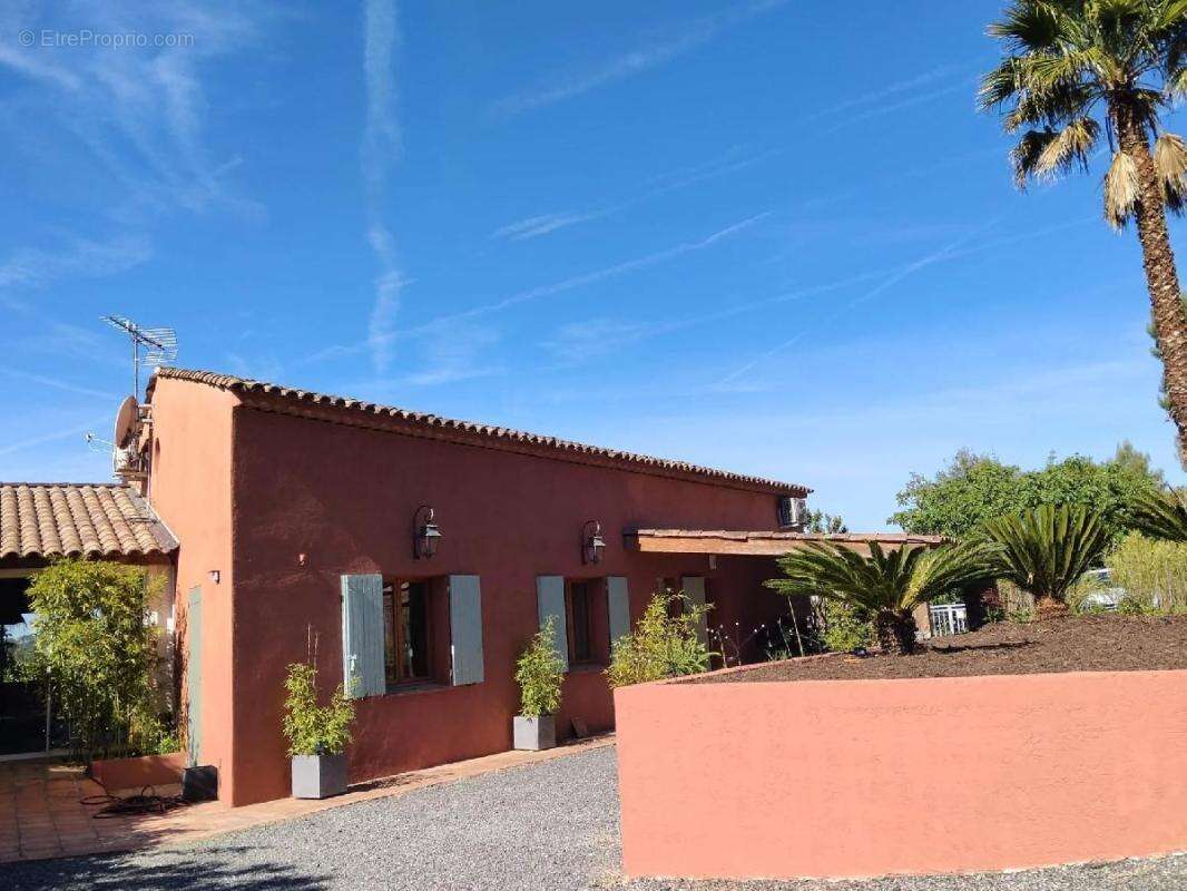 Maison à TARADEAU