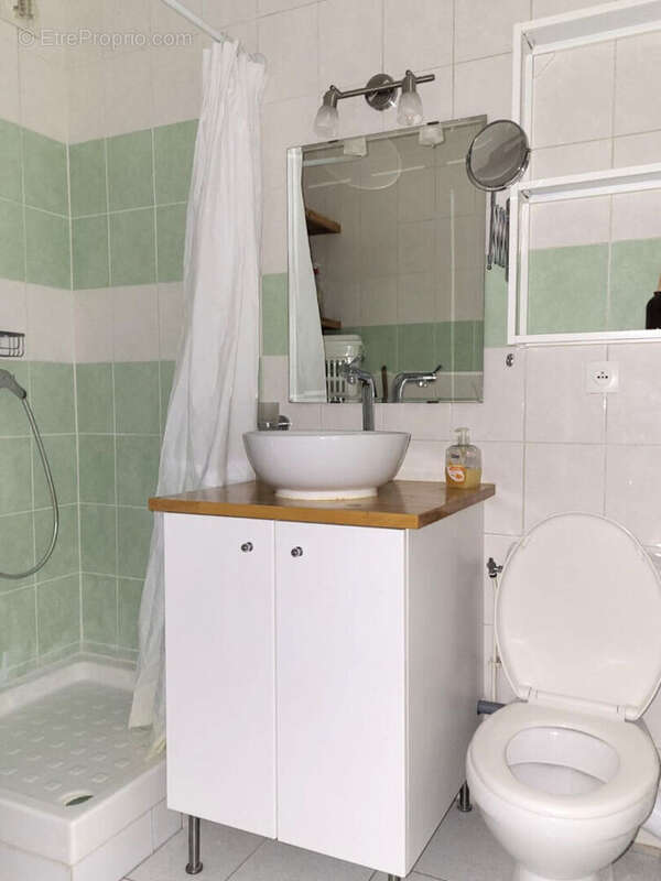 Appartement à PARIS-20E