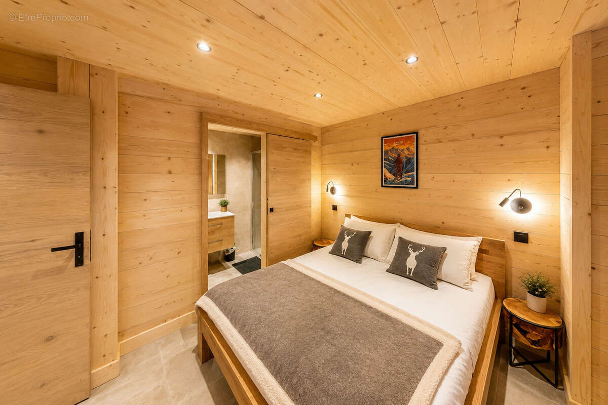 La plagne chalet individuel -193m2- 6 chambres - skis aux pieds- - photo 4