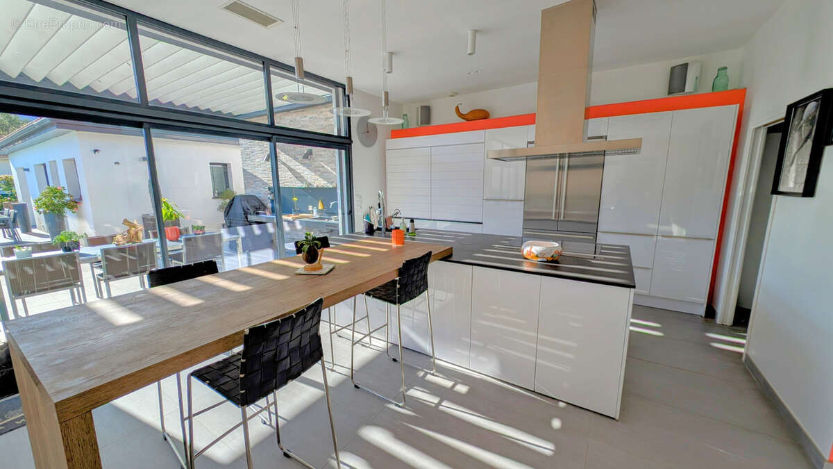 Maison à LAROQUE-DES-ALBERES