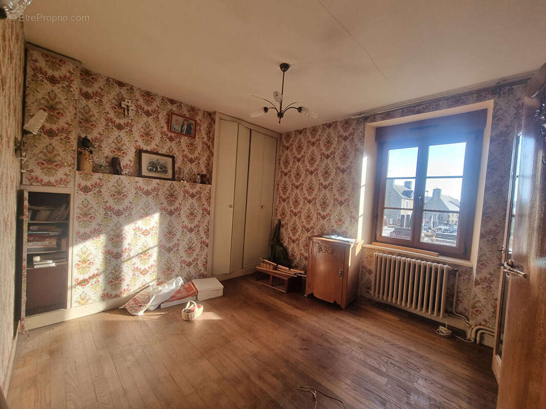 Maison à MARCILLY