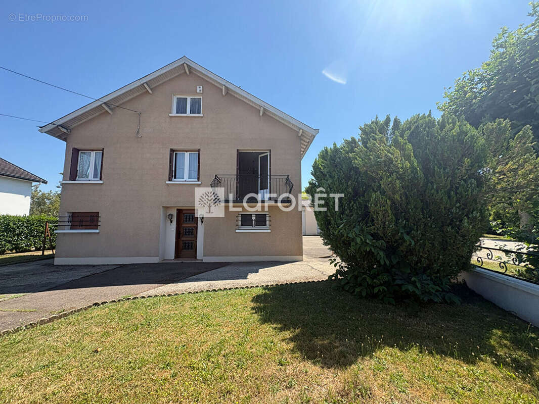 Maison Louhans 4 pièce(s) 120 m2 - photo 2