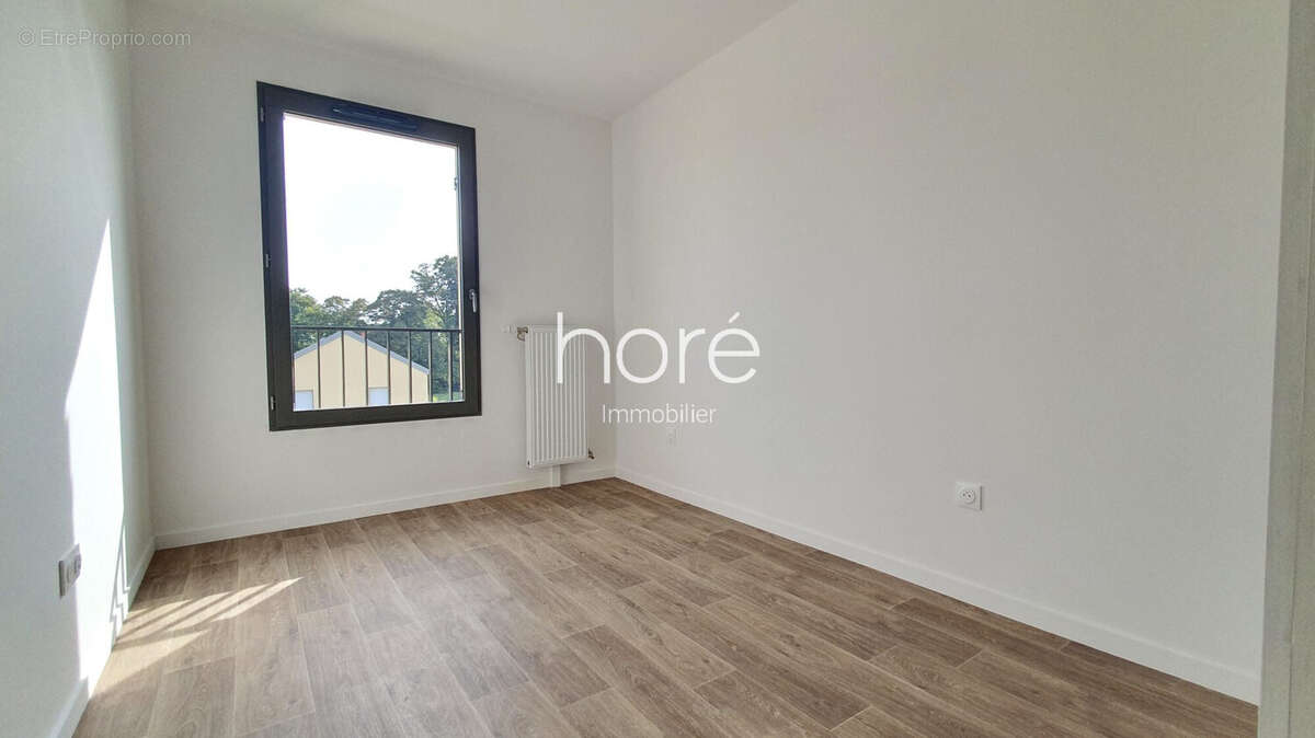 Appartement à MARLY-LA-VILLE