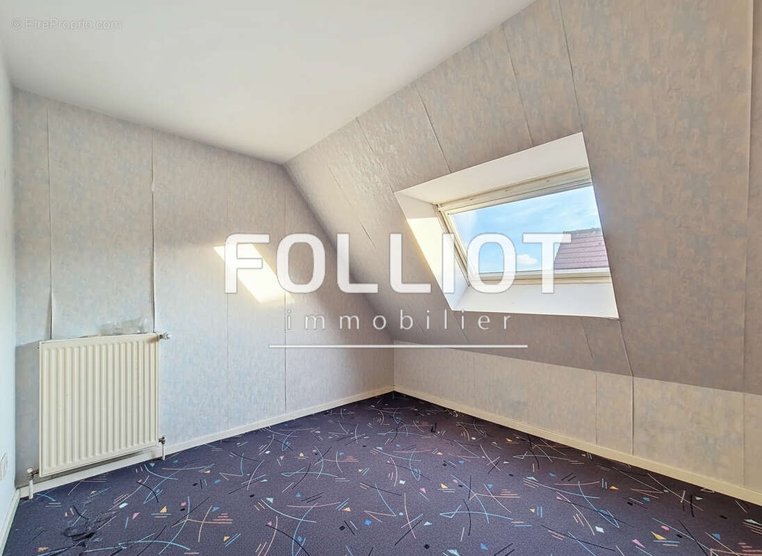 Maison à MONDEVILLE