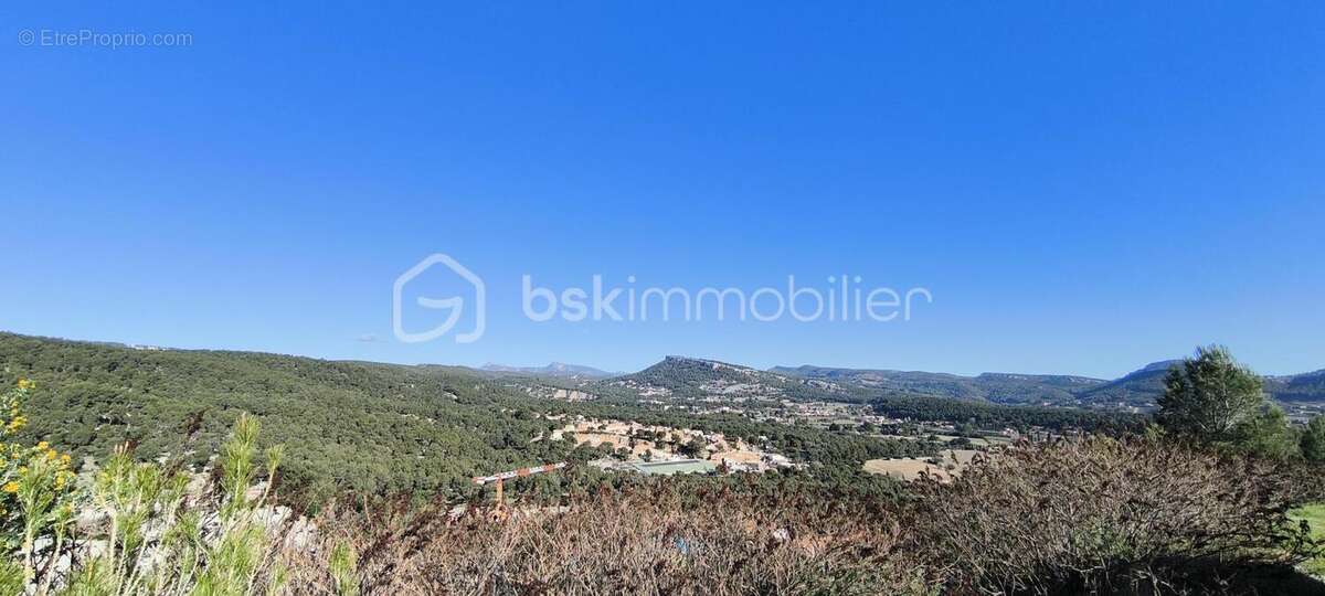 Appartement T3 sur les hauteurs de Cassis Résidence avec piscine - - photo 14